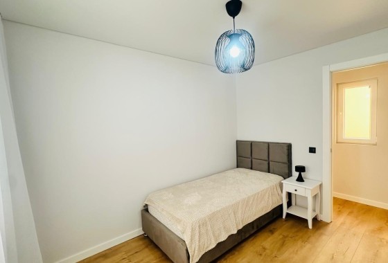 Resale - Wohnung / Appartement -
Torrevieja - Playa del Cura