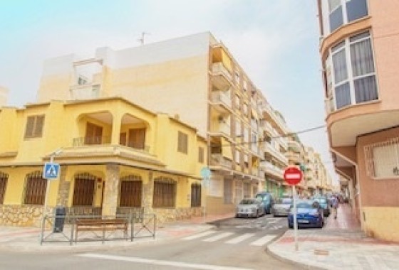Revente - Appartement -
Torrevieja - Centro-Muelle Pesquero