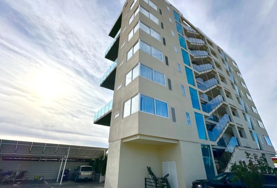 Resale - Wohnung / Appartement -
Finestrat