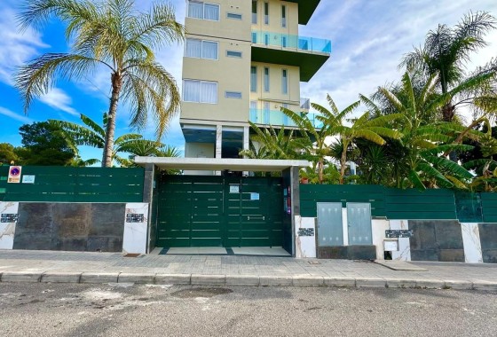 Resale - Wohnung / Appartement -
Finestrat