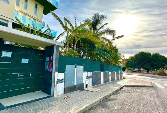 Resale - Wohnung / Appartement -
Finestrat