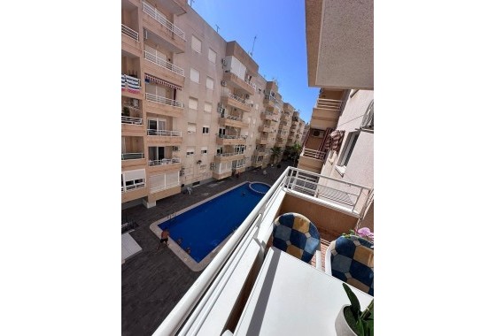 Sprzedaż - Apartament / Mieszkanie -
Torrevieja - Centro - Muelle Pesquero