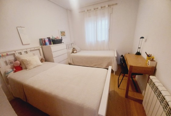 Sprzedaż - Apartament / Mieszkanie -
Hacienda Riquelme Golf Resort - Inland