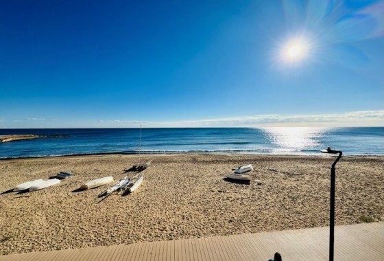 Sprzedaż - Apartament / Mieszkanie -
La Mata - Costa Blanca