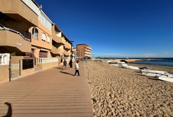 Sprzedaż - Apartament / Mieszkanie -
La Mata - Costa Blanca