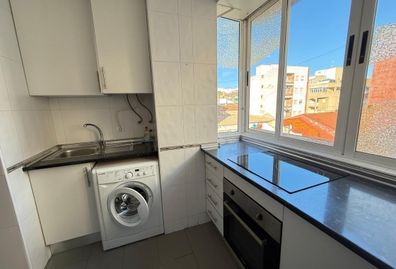 Resale - Wohnung / Appartement -
Torrevieja - Las Piscinas Naturales