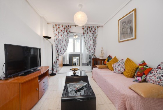 Resale - Wohnung / Appartement -
Torrevieja - La Siesta - El Salado - Torreta