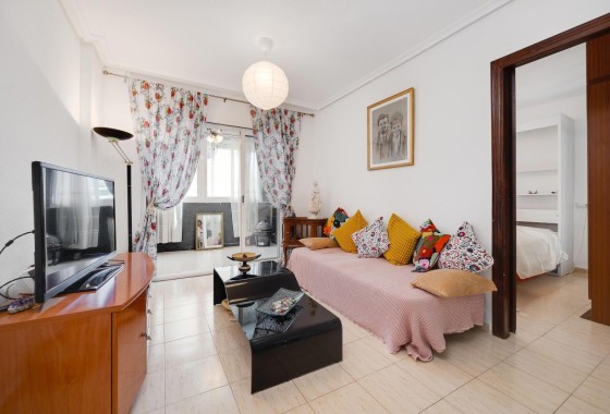 Resale - Wohnung / Appartement -
Torrevieja - La Siesta - El Salado - Torreta