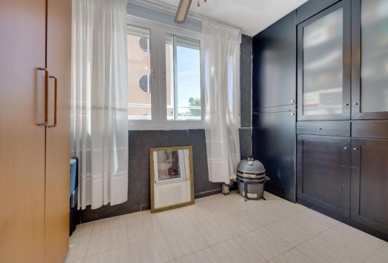 Resale - Wohnung / Appartement -
Torrevieja - La Siesta - El Salado - Torreta
