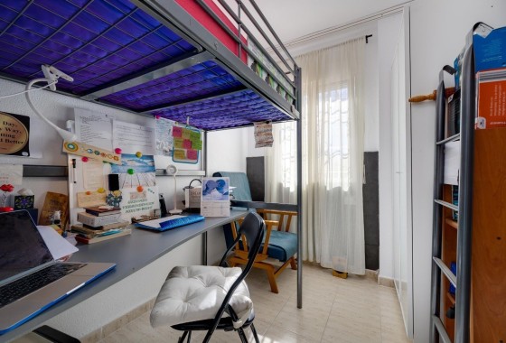 Resale - Wohnung / Appartement -
Torrevieja - La Siesta - El Salado - Torreta
