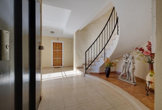 Resale - Wohnung / Appartement -
Torrevieja - La Siesta - El Salado - Torreta
