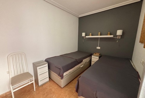 Venta - Apartamento / Piso -
Torrevieja