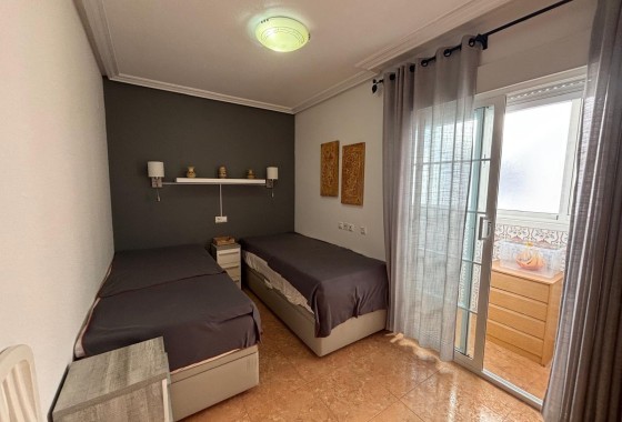 Venta - Apartamento / Piso -
Torrevieja