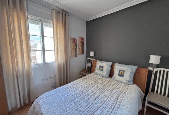 Venta - Apartamento / Piso -
Torrevieja