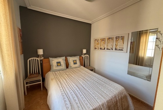 Venta - Apartamento / Piso -
Torrevieja