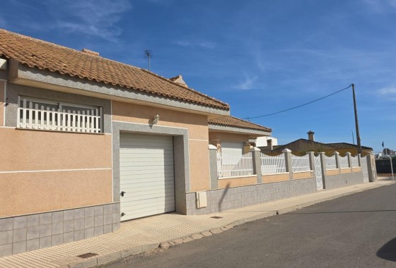 Resale - Freistehende Villa -
Pilar de la Horadada