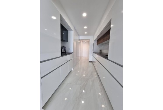 Revente - Appartement -
Torrevieja - Center