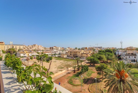 Herverkoop - Appartement / Flat -
Torrevieja - Punta Prima