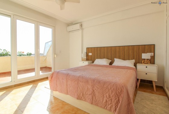 Herverkoop - Appartement / Flat -
Torrevieja - Punta Prima