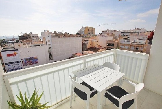 Venta - Apartamento / Piso -
Torrevieja