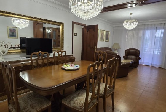 Herverkoop - Appartement / Flat -
Torrevieja - Center