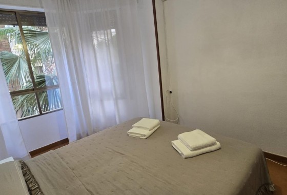 Herverkoop - Appartement / Flat -
Torrevieja - Center