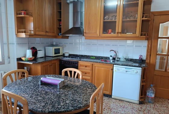 Venta - Chalet Independiente -
Yecla - Inland