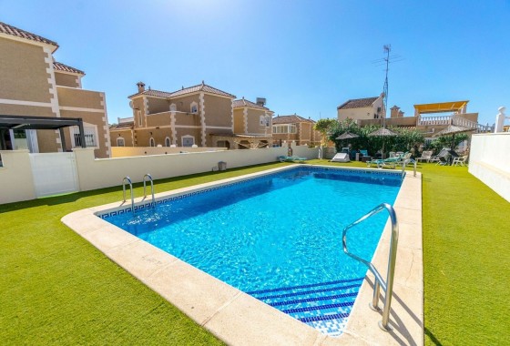 Resale - Freistehende Villa -
Orihuela Costa - Costa Blanca