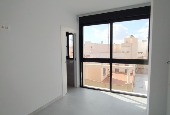 Revente - Appartement -
Torrevieja - CENTRE PLAYA DEL CURA LAS PISCINAS
