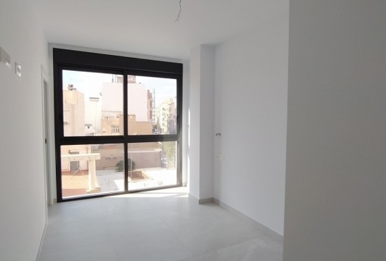Revente - Appartement -
Torrevieja - CENTRE PLAYA DEL CURA LAS PISCINAS