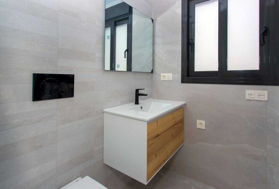 Revente - Appartement -
Torrevieja - CENTRE PLAYA DEL CURA LAS PISCINAS