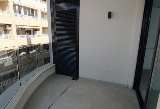 Revente - Appartement -
Torrevieja - CENTRE PLAYA DEL CURA LAS PISCINAS