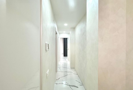 Revente - Appartement -
Torrevieja - Playa del Cura