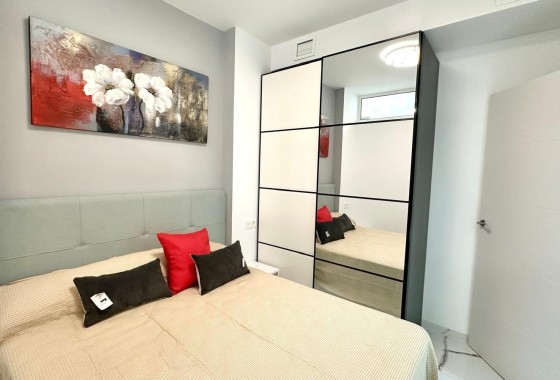 Revente - Appartement -
Torrevieja - Playa del Cura