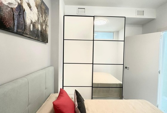 Revente - Appartement -
Torrevieja - Playa del Cura