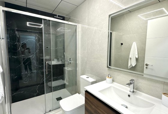 Revente - Appartement -
Torrevieja - Playa del Cura