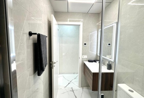 Revente - Appartement -
Torrevieja - Playa del Cura