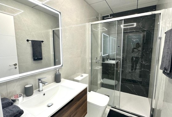 Revente - Appartement -
Torrevieja - Playa del Cura