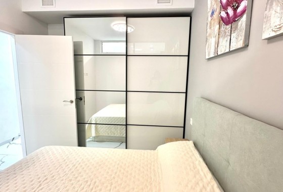 Revente - Appartement -
Torrevieja - Playa del Cura