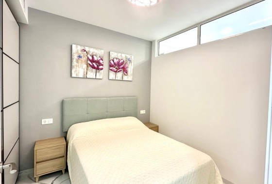 Revente - Appartement -
Torrevieja - Playa del Cura