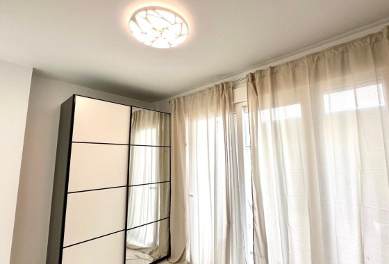 Revente - Appartement -
Torrevieja - Playa del Cura