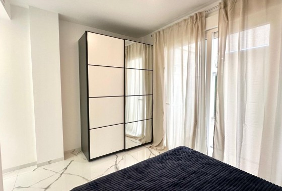 Revente - Appartement -
Torrevieja - Playa del Cura