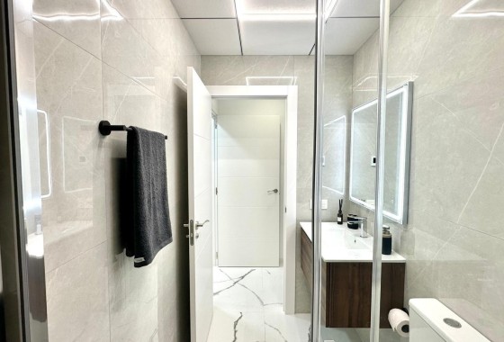 Revente - Appartement -
Torrevieja - Playa del Cura