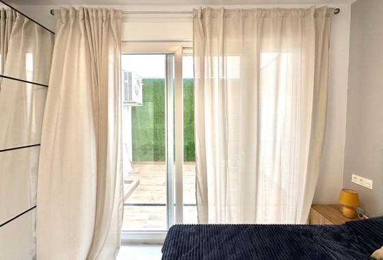 Revente - Appartement -
Torrevieja - Playa del Cura