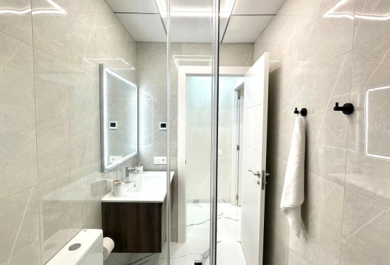 Revente - Appartement -
Torrevieja - Playa del Cura