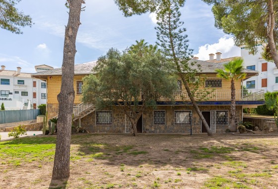 Herverkoop - Vrijstaande Villa -
Orihuela Costa - Costa Blanca
