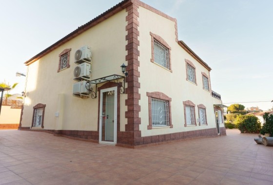 Revente - Villa Individuelle -
Torrevieja - Los Balcones