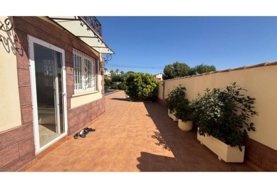 Revente - Villa Individuelle -
Torrevieja - Los Balcones