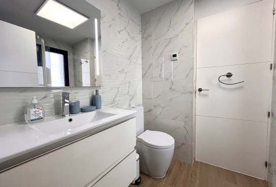Sprzedaż - Apartament / Mieszkanie -
Villamartín - Costa Blanca