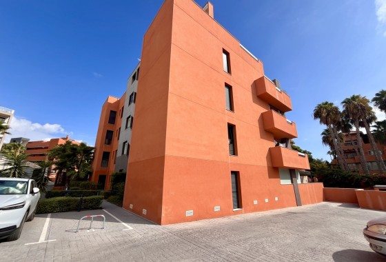 Sprzedaż - Apartament / Mieszkanie -
Villamartín - Costa Blanca
